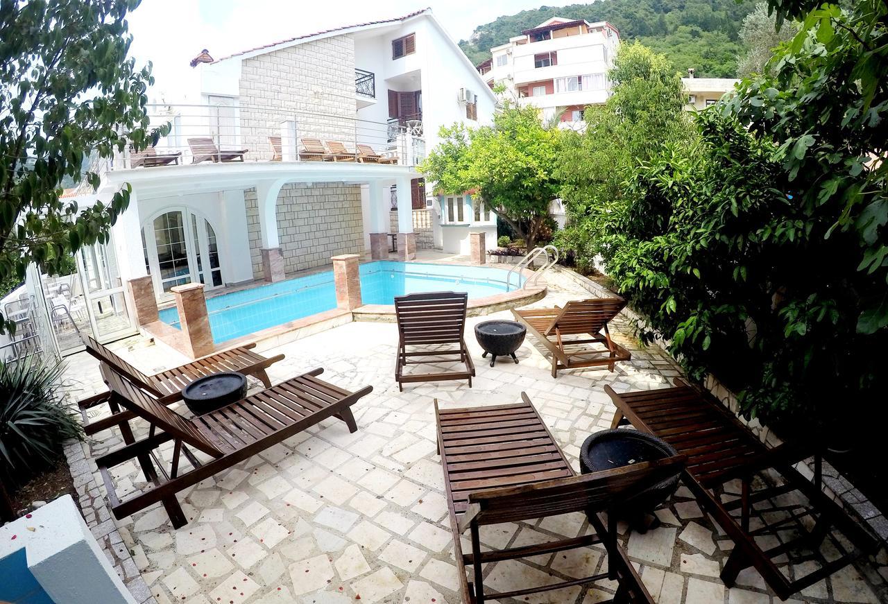 Villa Golf Budva Exterior photo